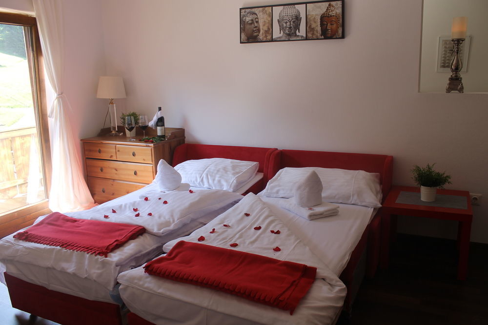 Hotel Wiesenhof 미에더스 외부 사진