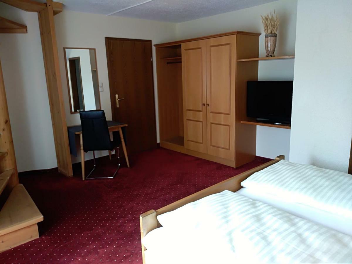 Hotel Wiesenhof 미에더스 외부 사진